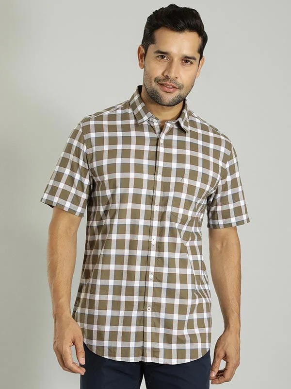 Indian Terrain Men's Slim Fit Half Sleeve Checkered Green Shirt